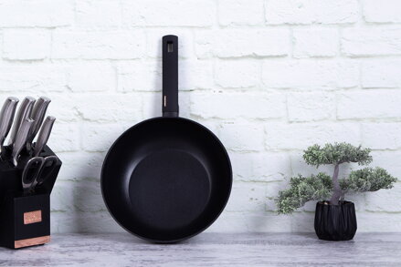 TITANOVÝ WOK 28cm BERLINGER HAUS