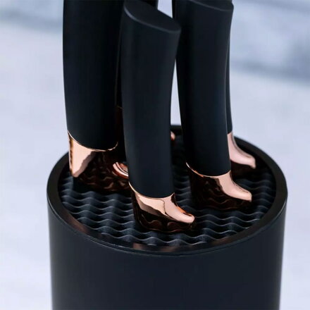 SADA 5 KUCHYŇSKÝCH NŮŽŮ V BLOKU