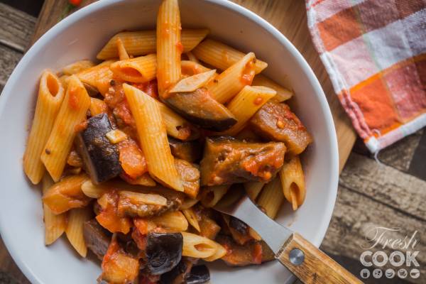 Lilkové penne arrabbiata / Klára a Jamie Oliver